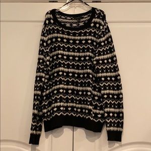 Forever 21 Black and white sweater